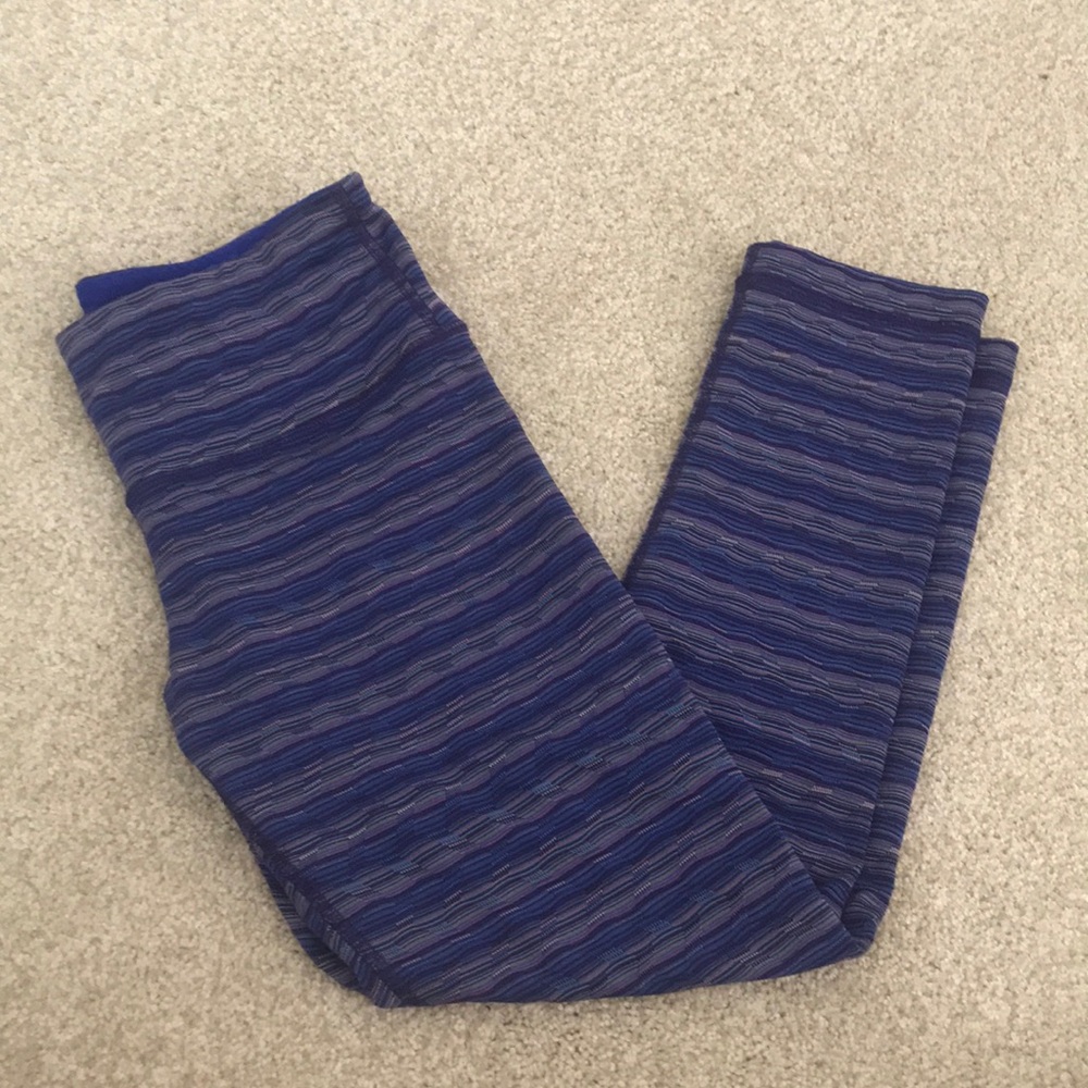 Athletic leggings